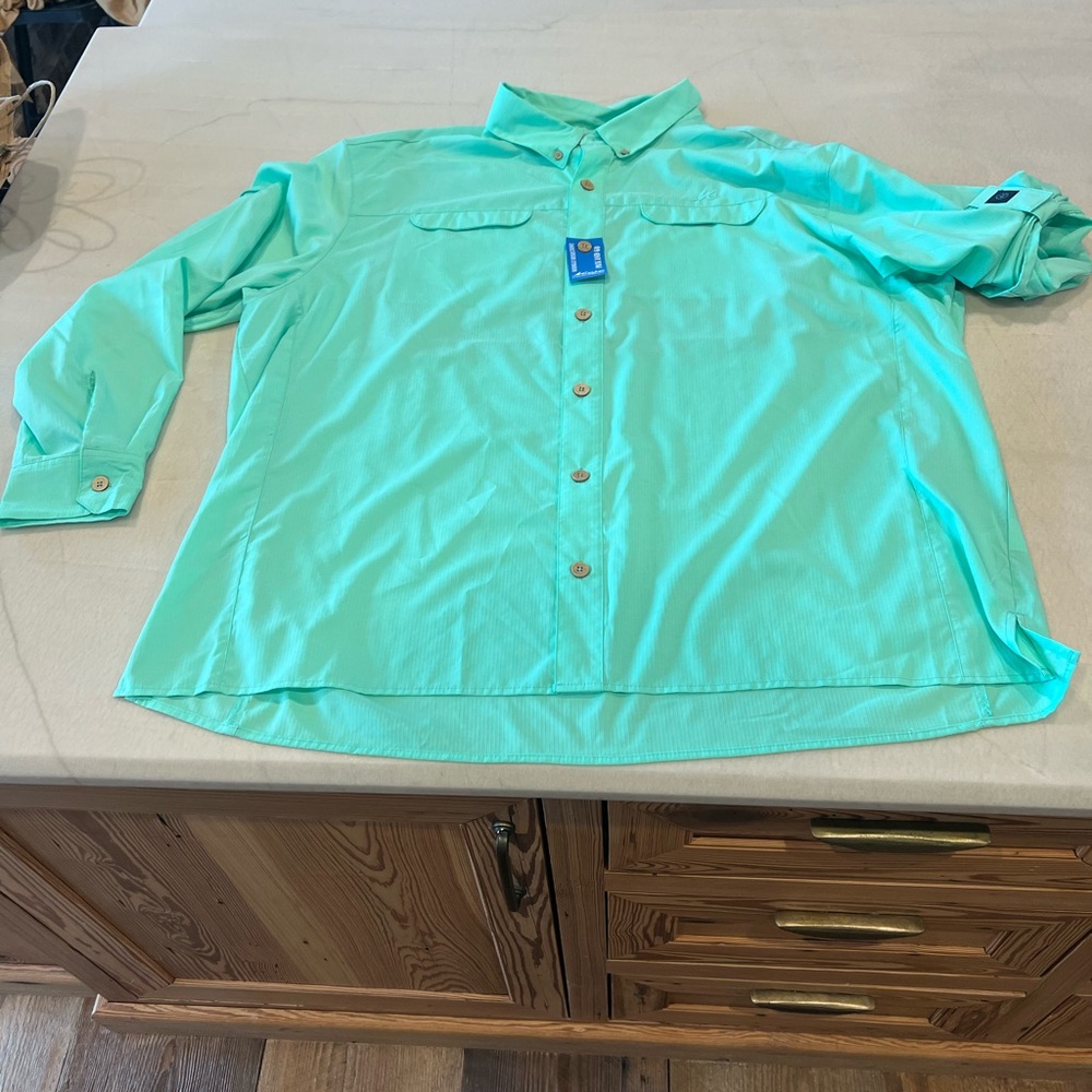 Bundle of 2 MoJo fishing shirts